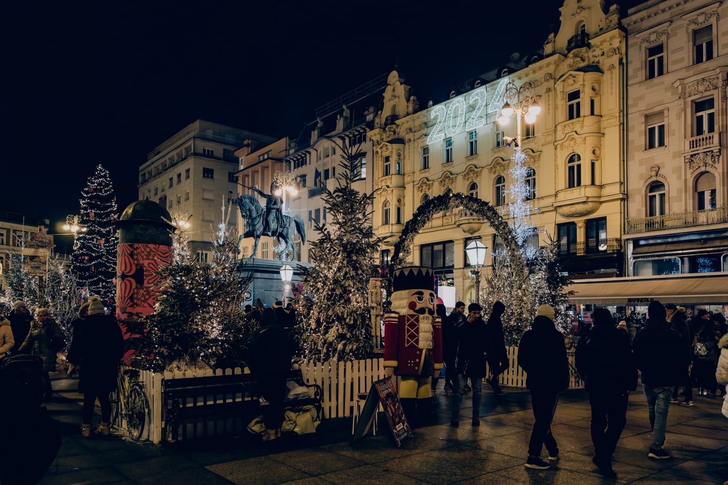 ADVENT ZAGREB - jednodnevni izlet